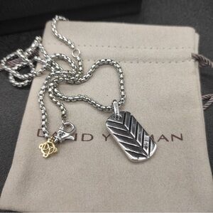 David Yurman 925 Silver & Gold Chevron Dog Tag Necklace with Original Pouch